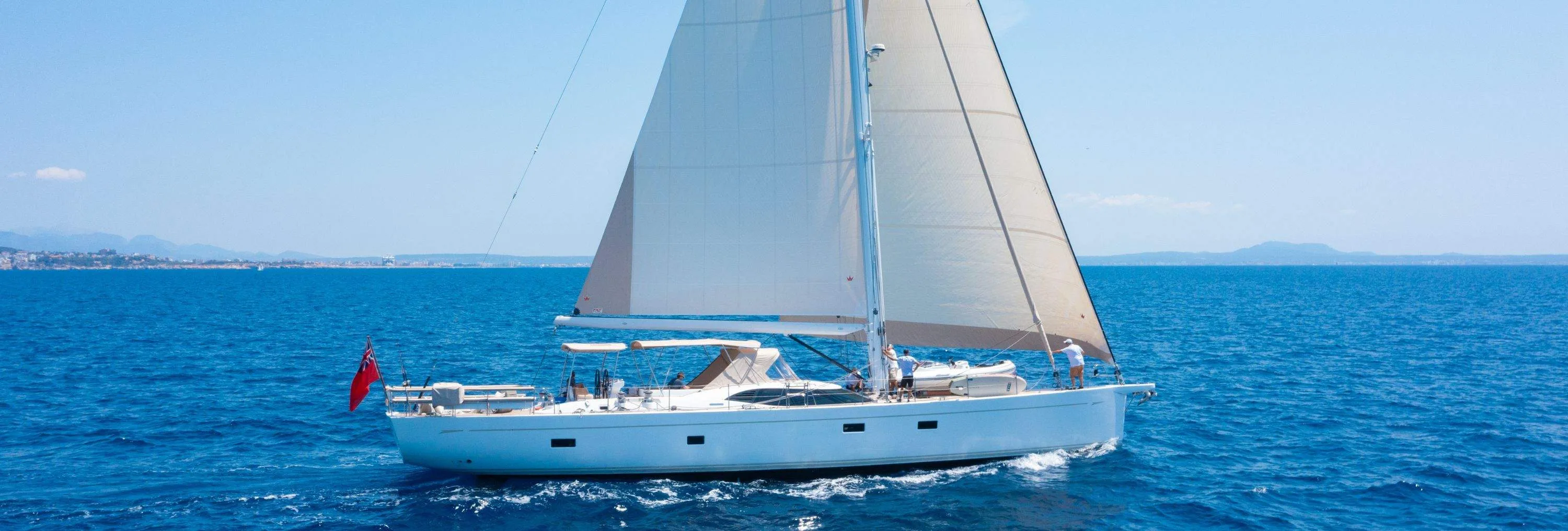 CHAMPAGNE HIPPY : Un été dans les Baléares